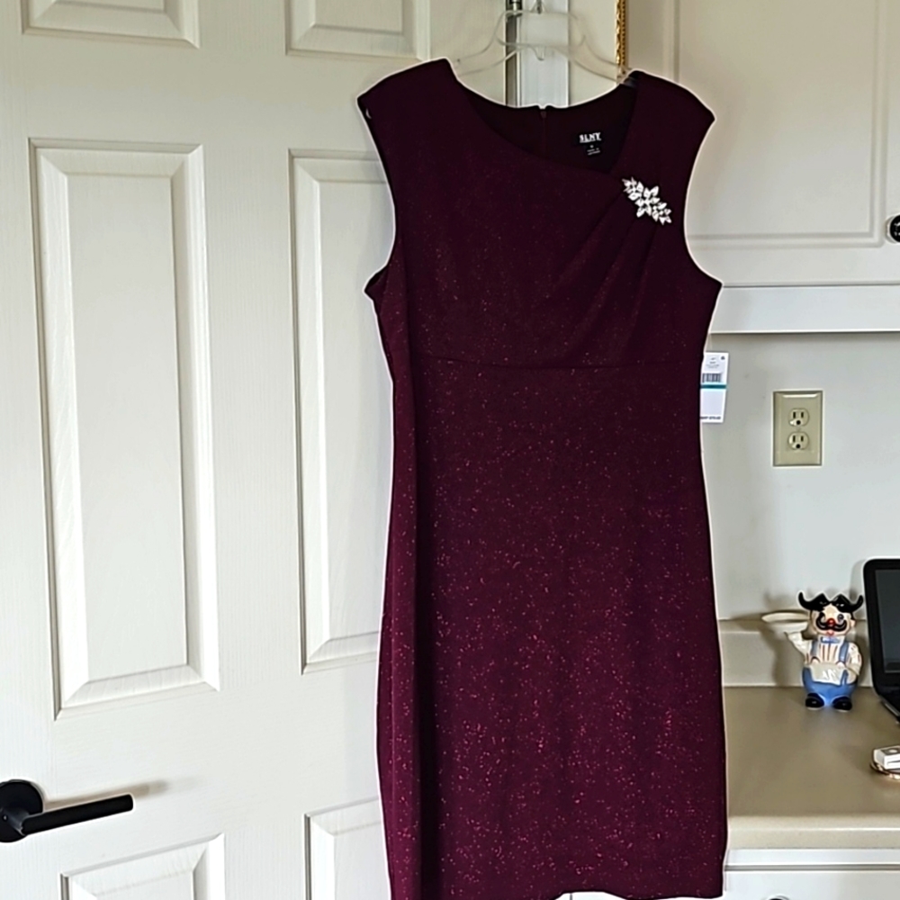 NWT SLNY Evening Dress Glister and Bling